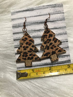 Christmas Tree Leopard pattern cork faux leather earrings