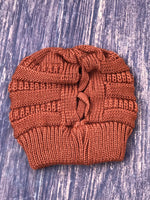 Toffee Sweater Cross Cross Hat